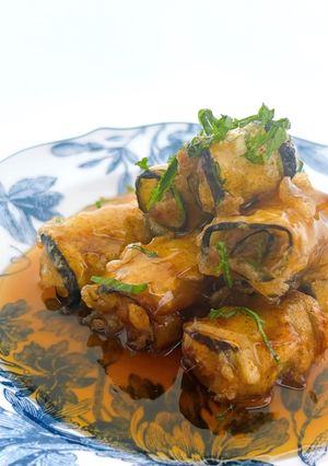 ✽甘酢あんかけ✽茄子と挽肉のくるくる揚げ-レシピのメイン写真