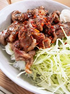 簡単めし。あぶり豚丼-レシピのメイン写真