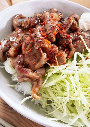 簡単めし。あぶり豚丼-レシピのメイン写真