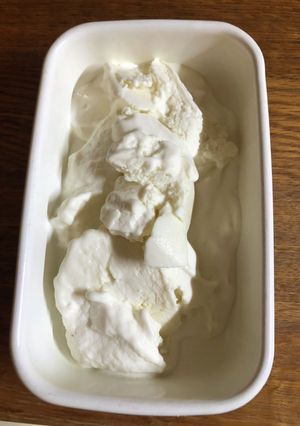 水切ヨーグルトで濃厚フローズンヨーグルト-レシピのメイン写真