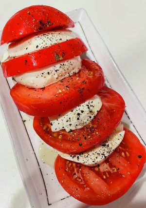 トマトとモッツァレラのカプレーゼ-レシピのメイン写真