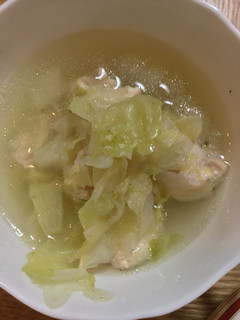 鶏むね肉と千切りキャベツスープ-レシピのメイン写真