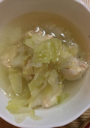鶏むね肉と千切りキャベツスープ-レシピのメイン写真