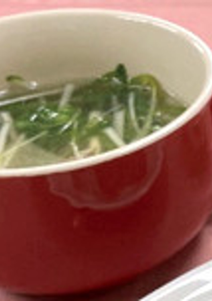 【桜の聖母短大】鶏肉と水菜のスープ-レシピのメイン写真