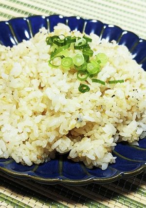 ５分で完成！時短！松茸のお吸物チャーハン-レシピのメイン写真