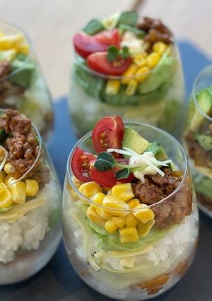 クリスマスに★彩りタコライスのカップご飯-レシピのメイン写真