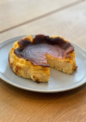 大人のピリ辛★ラー油バスクチーズケーキ-レシピのメイン写真