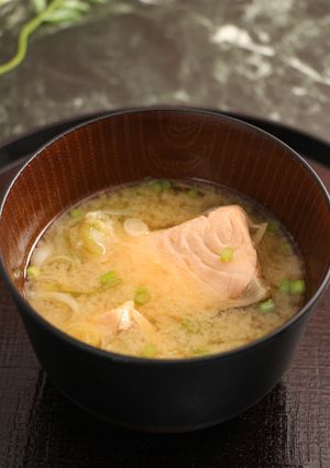 簡単！銀鮭と葱のお味噌汁　生姜風味-レシピのメイン写真