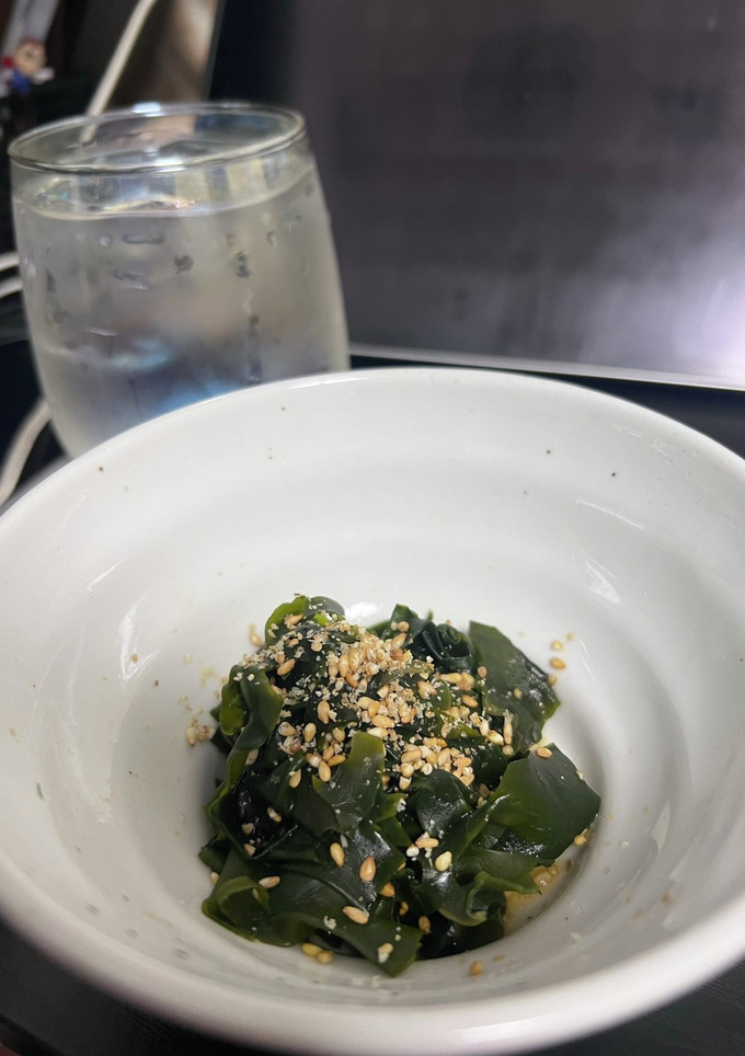 超簡単！暑い夏の焼酎のお供わかめの酢の物-レシピのメイン写真