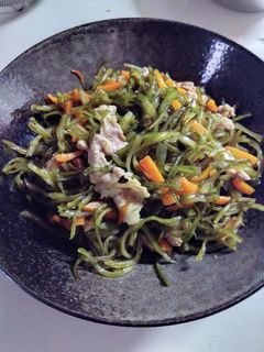 豚バラと茎わかめの煮物-レシピのメイン写真