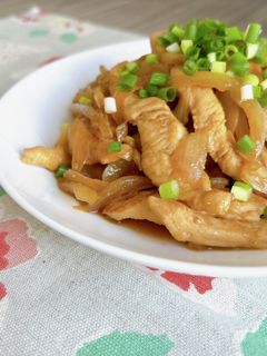 簡単節約☆玉葱かさ増し!鶏胸肉の生姜焼き-レシピのメイン写真