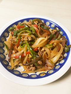 ピーマン玉ねぎ豚肉のコチュジャン甘辛炒め-レシピのメイン写真