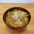 キャベツとツナコーン缶のかんたん味噌汁