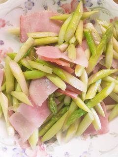 簡単★アスパラとベーコンの塩コショウ炒め-レシピのメイン写真