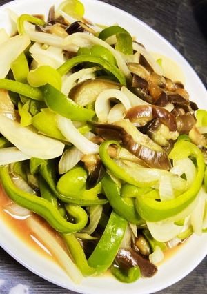 なすと玉ねぎとピーマンの炒め物-レシピのメイン写真