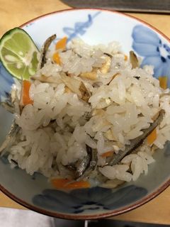 煮干し(かえり)炊き込みご飯-レシピのメイン写真