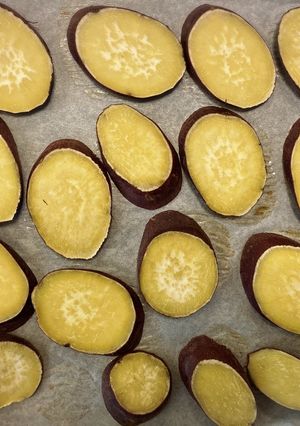レンジで焼くだけ♡さつまいもおやつ-レシピのメイン写真