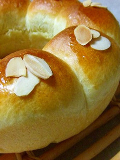 *エンゼル型でチョコパン*-レシピのメイン写真