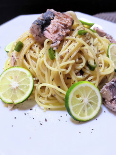 すだちとサバ缶と青唐辛子のパスタ-レシピのメイン写真