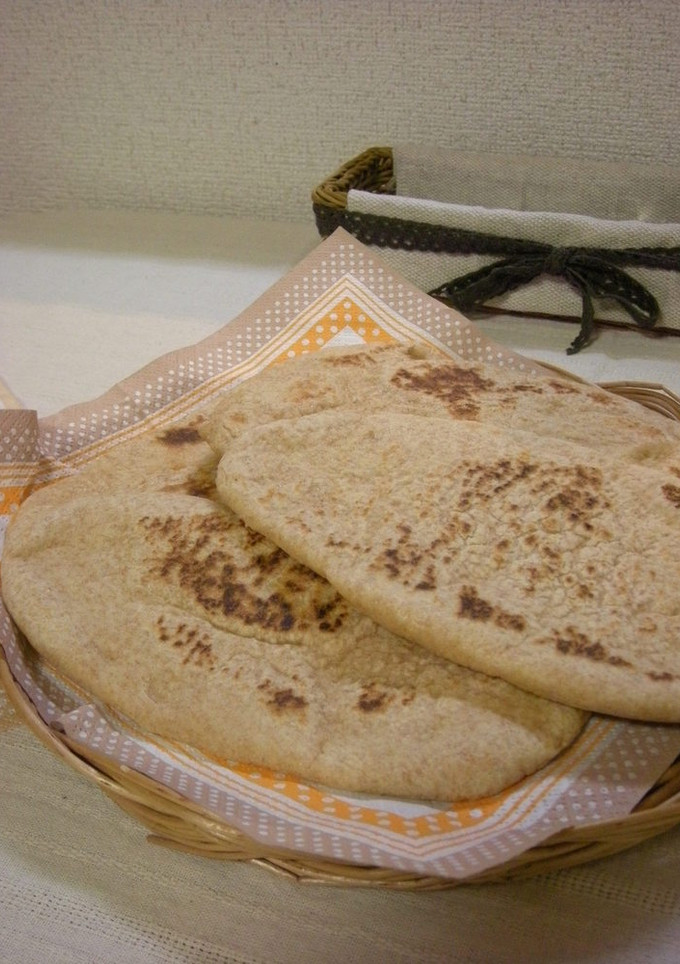 カレーと一緒に♪全粒粉のナン-レシピのメイン写真