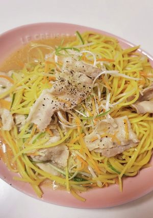 余った豚しゃぶの具材で簡単ワンパンパスタ-レシピのメイン写真