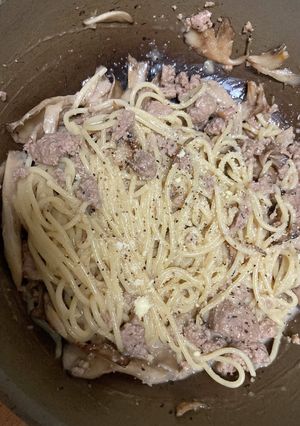 舞茸と自家製ソーセージのクリームパスタ-レシピのメイン写真