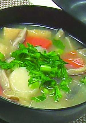 【会津短大】白玉と根菜の味噌汁-レシピのメイン写真