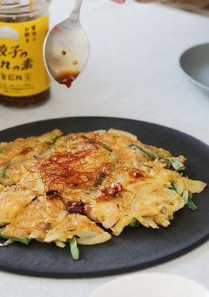 にらと玉ねぎとシーフードミックスのチジミ-レシピのメイン写真