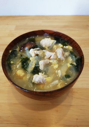 鶏肉と卵のかんたん味噌汁-レシピのメイン写真