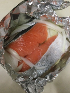 ☆ミツカン カンタン酢で 鮭のホイル焼き-レシピのメイン写真