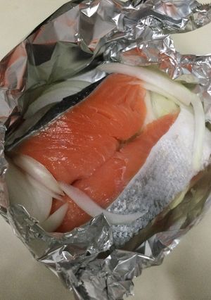 ☆ミツカン カンタン酢で 鮭のホイル焼き-レシピのメイン写真