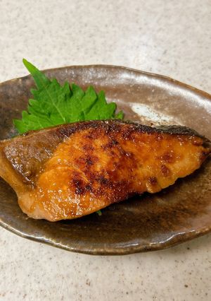 ぶりの醤油麹漬け焼き（鮭にも♪）-レシピのメイン写真
