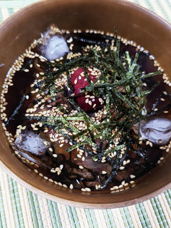 夜食にもぴったり!さっぱり梅干し麦茶漬け-レシピのメイン写真