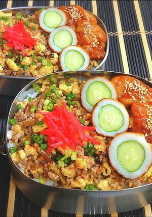 【お弁当レシピ】ピリ辛高菜そぼろ丼弁当-レシピのメイン写真
