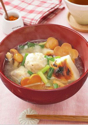 国産鶏肉使用鶏だんごを使った塩風雑煮-レシピのメイン写真