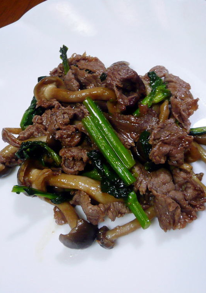 牛肉としめじの炒め物-レシピのメイン写真