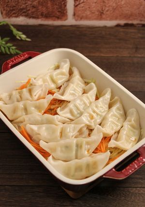 レンジで簡単！野菜たっぷり蒸餃子-レシピのメイン写真