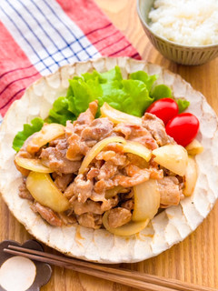 豚こま肉で梅肉風味生姜焼き♫-レシピのメイン写真