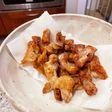 最高のおつまみ鶏皮カリカリ
