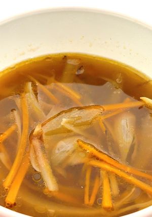 ダシダと中華だしで♪簡単ゴボウのスープ-レシピのメイン写真