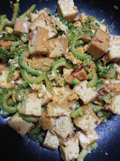 苦瓜と厚揚げと卵炒めチャーンプルー風-レシピのメイン写真