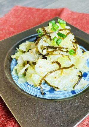レンジで簡単1品！キャベツの生姜昆布和え-レシピのメイン写真
