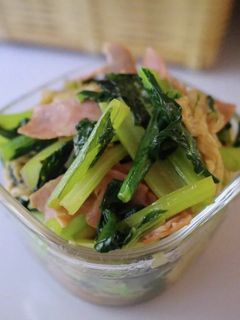 小松菜ベーコンのガリバタ炒め✦お弁当-レシピのメイン写真