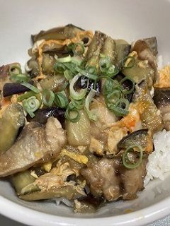 秋サバと秋ナスの卵とじ丼-レシピのメイン写真