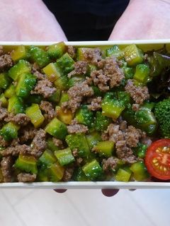 レンジdeゴーヤと豚こま肉の甘醤油丼弁当-レシピのメイン写真