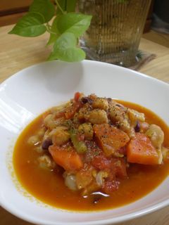 お豆とチキンのトマト煮込み-レシピのメイン写真