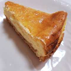 รูปของ めちゃくちゃ濃厚ベイクドチーズケーキ