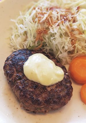 わさびマヨ♡セロリの葉たっぷりハンバーグ-レシピのメイン写真