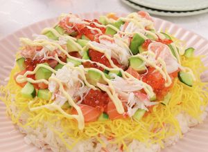 簡単華やか♪かにの洋風ちらし寿司-レシピのメイン写真