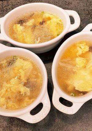 豚しゃぶの残り汁で　塩麹玉子スープ-レシピのメイン写真